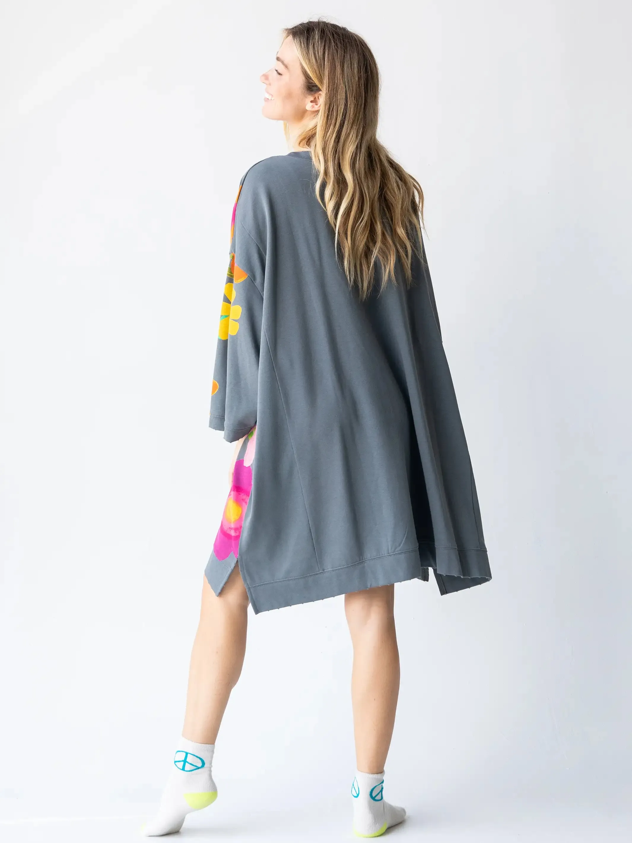 Billie Oversized Sweatshirt - Charcoal Floral