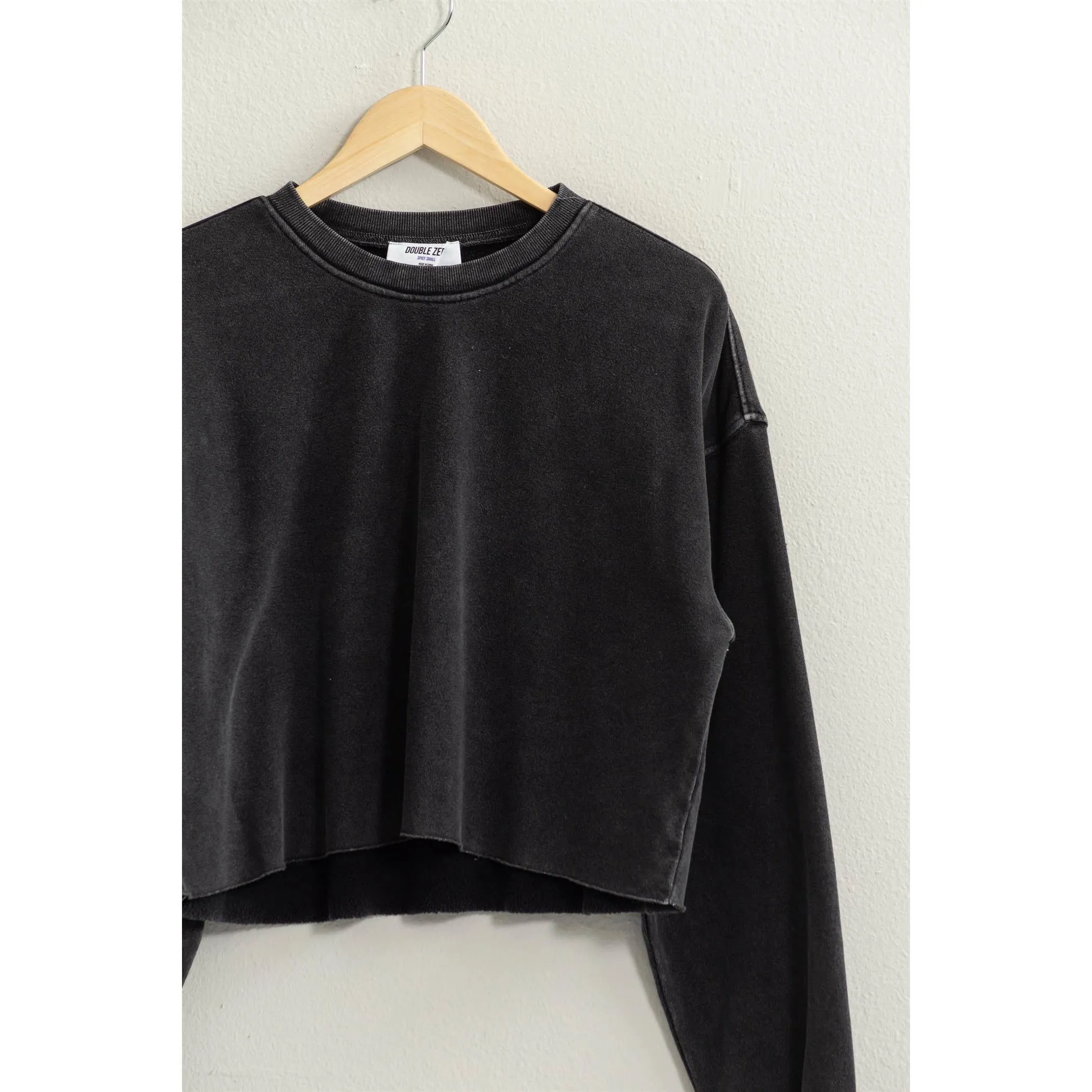 CROPPED CREWNECK SWEATSHIRT WITH RAW HEM