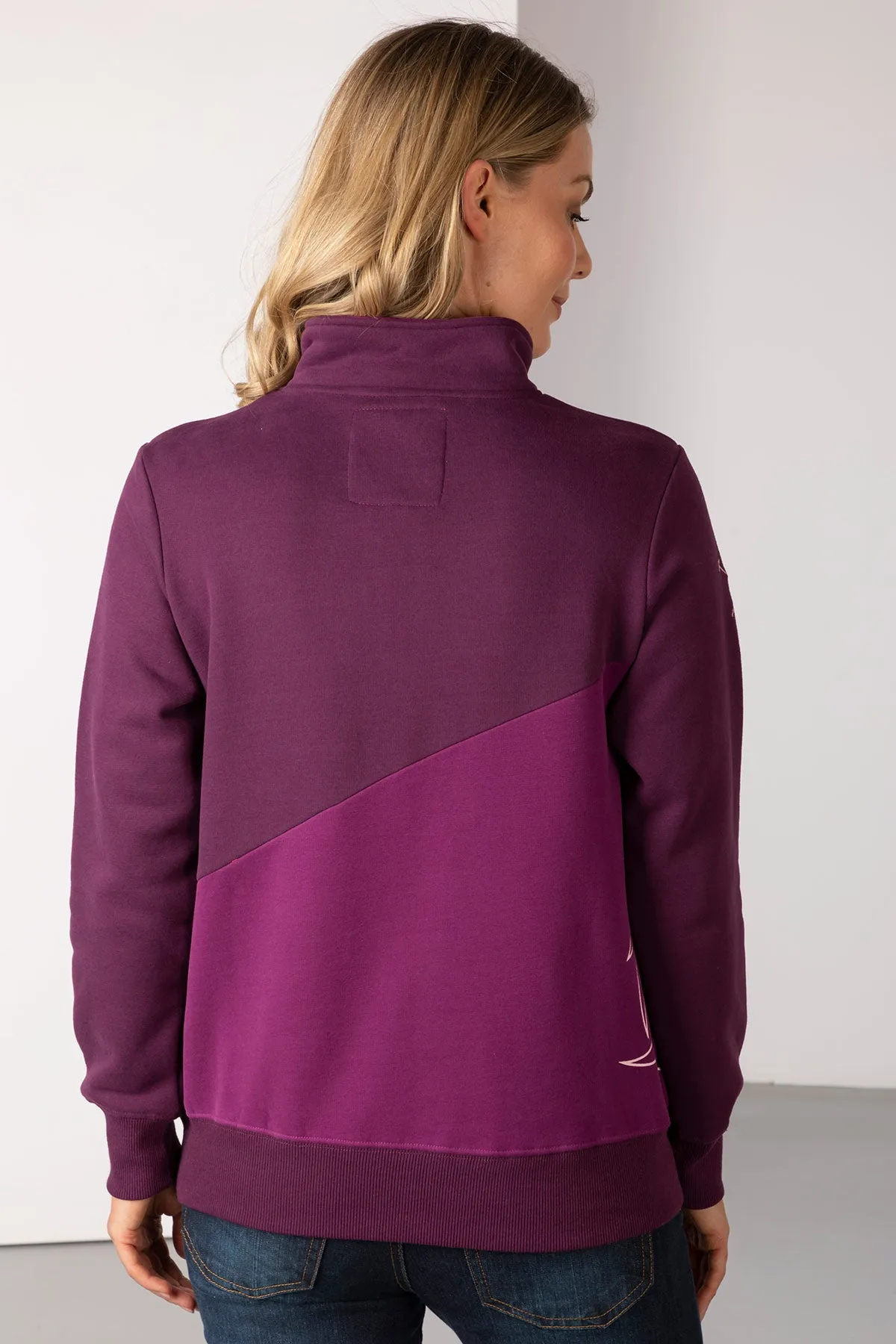 Ladies Diagonal Horse Sweatshirt