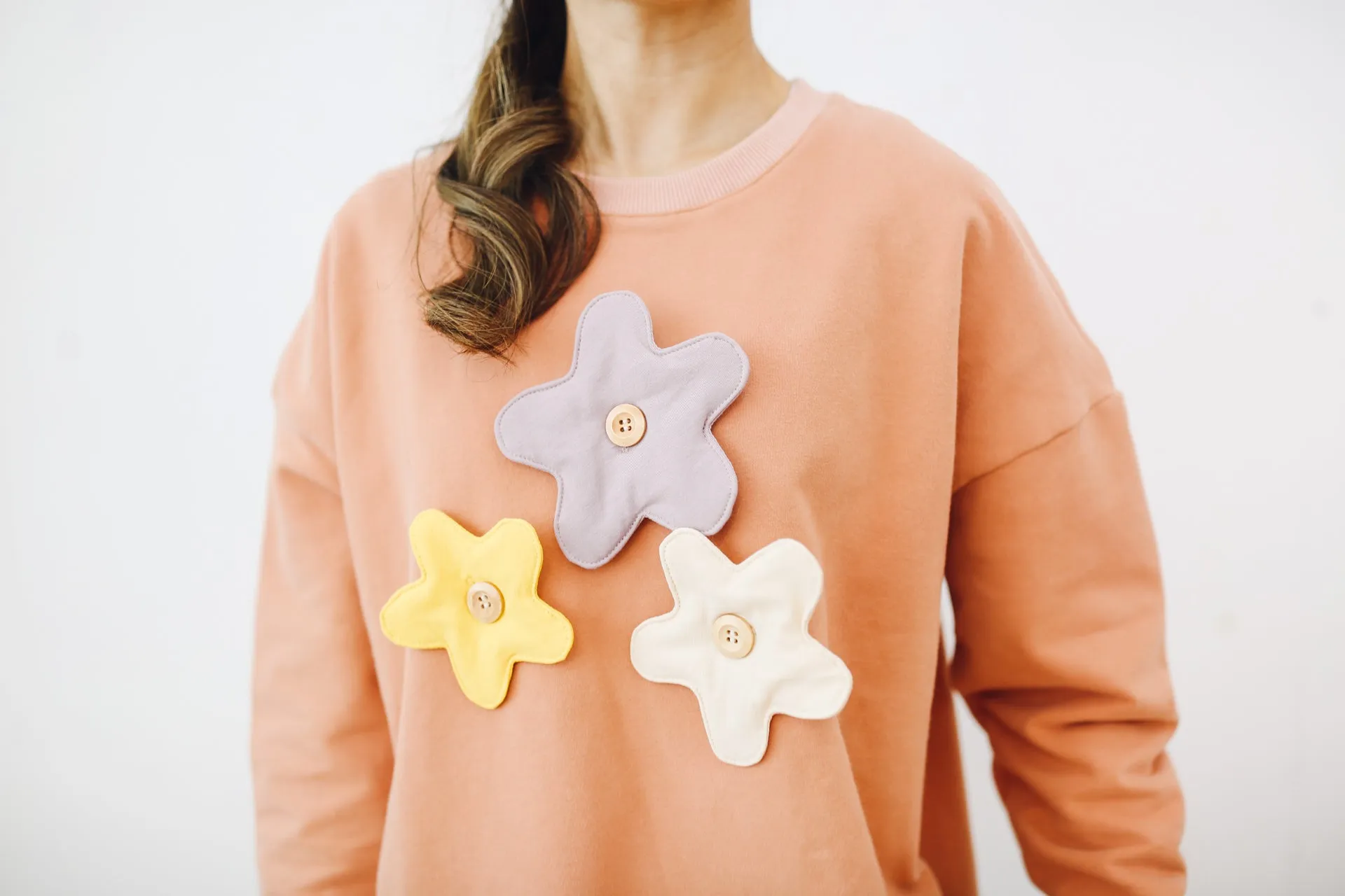 Moms Flower buttons Sweatshirt