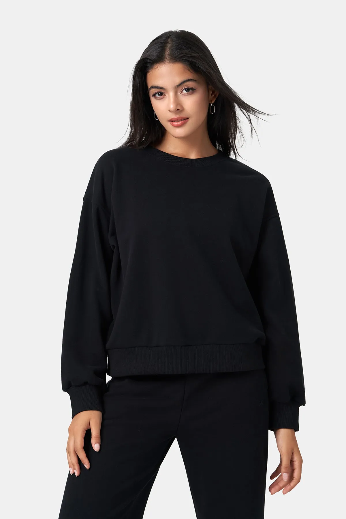 Oversized Long-Sleeve Sweatshirt