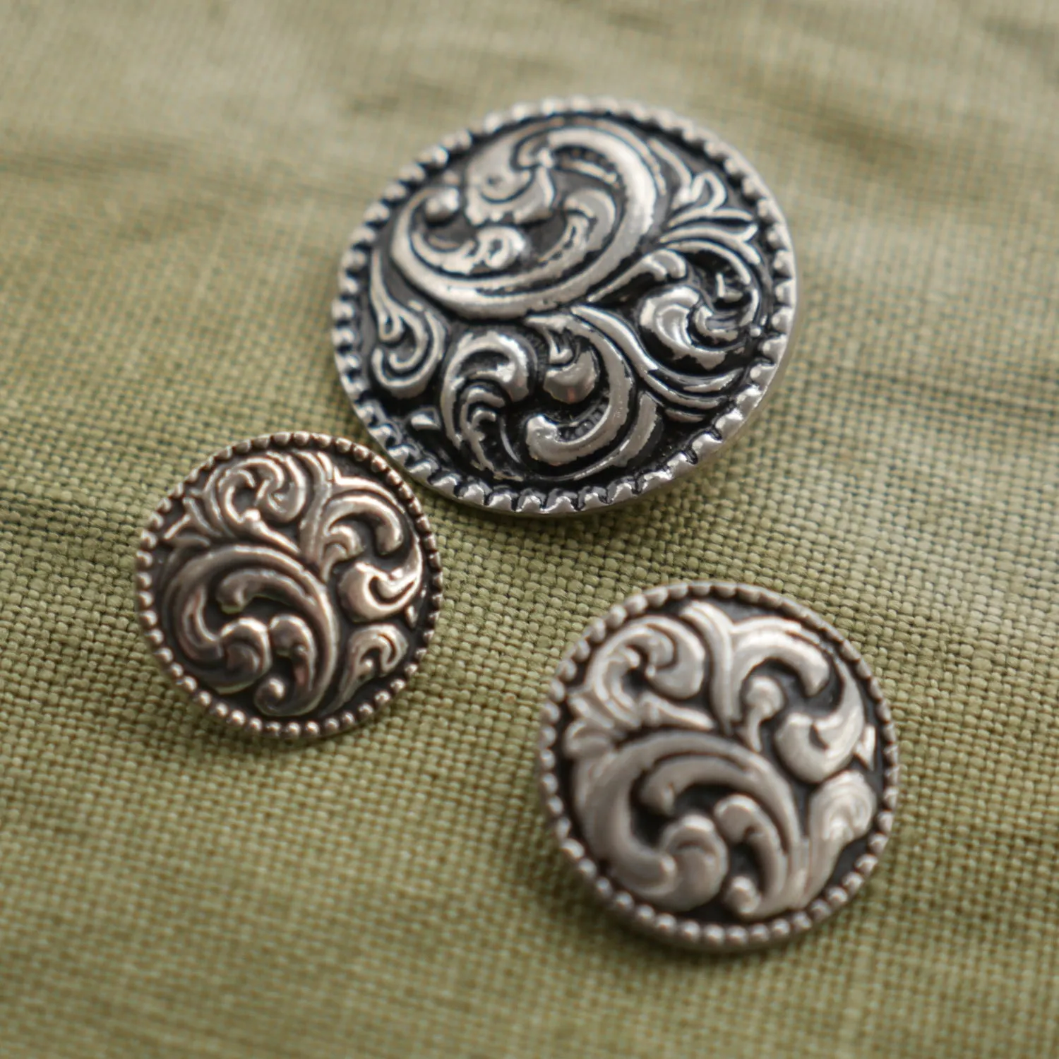 Paisley Buttons - Choice of Three Sizes - Pack of Ten