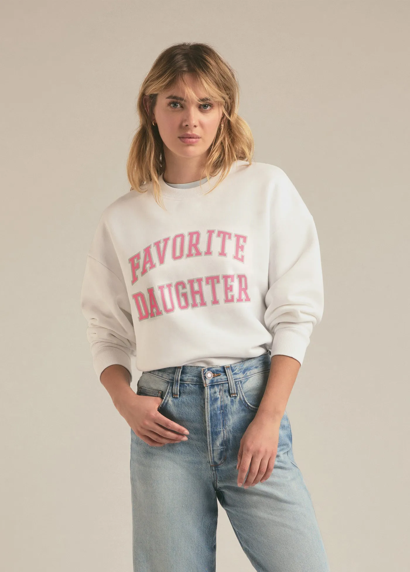 THE COLLEGIATE SWEATSHIRT