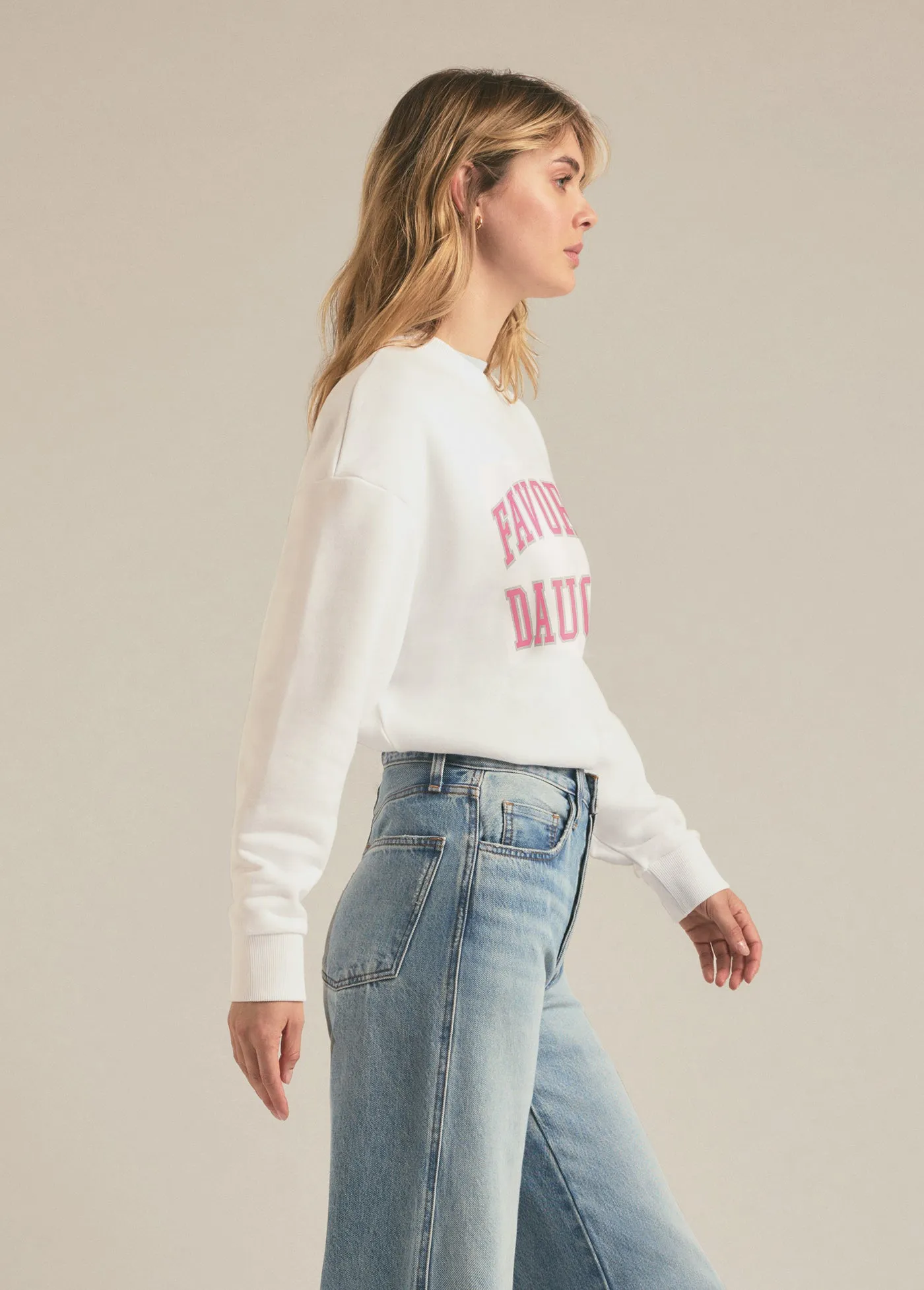 THE COLLEGIATE SWEATSHIRT